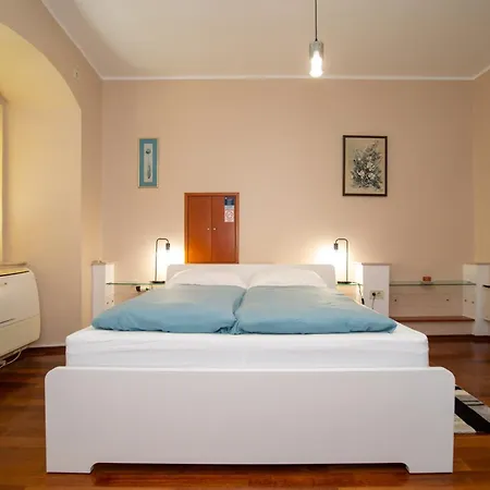 Tisa & Neo Apartment Rijeka Exterior photo